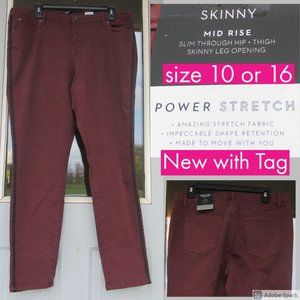 NWT Simply vera power stretch skinny jean w/stripe